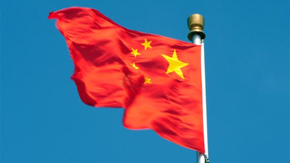 三十岁的亚马逊,遭遇淘宝式困境